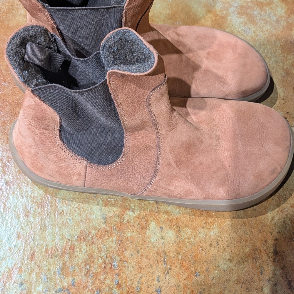 Beige Textured Sole Footwear